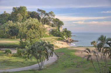 Sahilde güzel bir akşam.