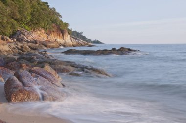 Rocky Sahili 'nde gündüz sahnesi