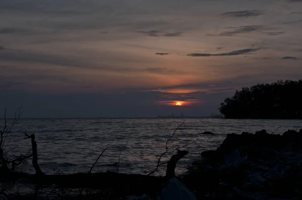 Закат Солнца Горизонтом — стоковое фото