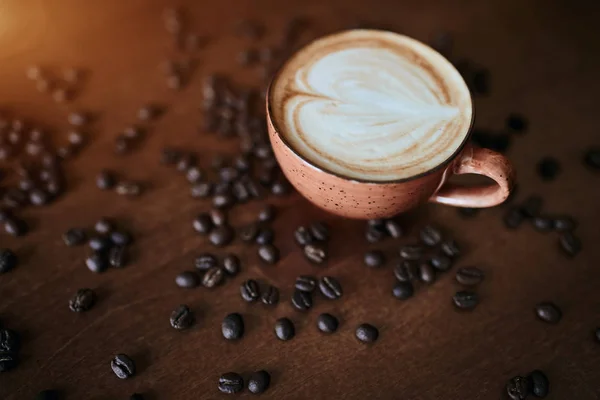 Ambiente de la mañana, magia sabroso café para su amante —  Fotos de Stock