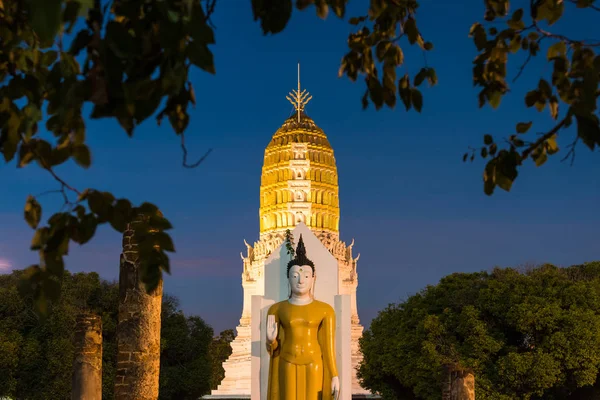 Krásný wat phra si rattana mahathat označovány jako wat yai je — Stock fotografie