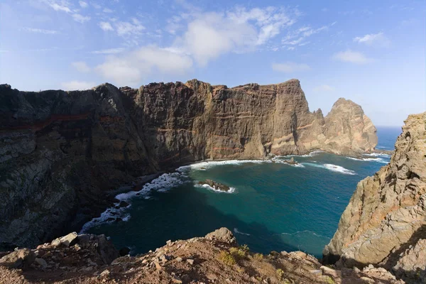 Trekking en Ponta de Sao Laurenco, costa este de la península de Madeira, imágenes de fondo — Foto de Stock