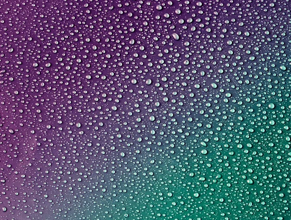 Gotas Água Fundo Violeta Turquesa — Fotografia de Stock