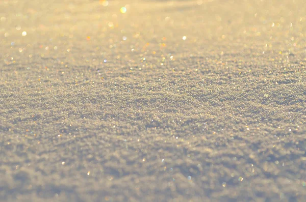 干净的白雪映照着黎明 — 图库照片