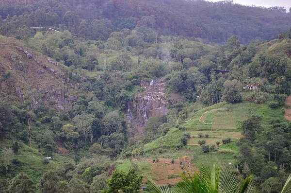 Cascade Colorée Parmi Les Montagnes Ella Sri Lanka Paysage Jungle — Photo