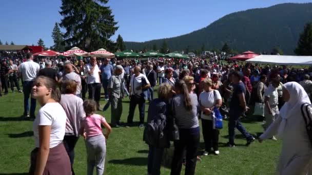 Menschen Auf Feier Messe Schafe Pramenka Vlasic Berg Bosnien Und — Stockvideo