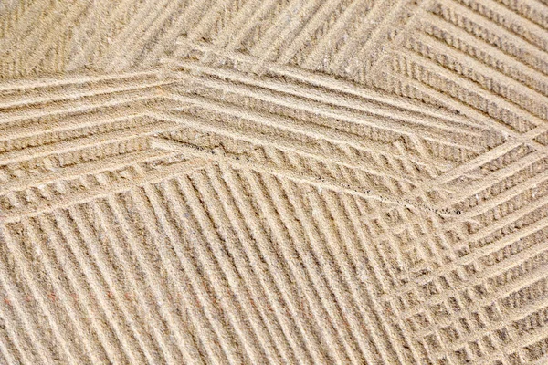 Ο τοίχος καλύπτεται με σοβά τσιμέντου-άμμου με τραχύ άνισο ανάγλυφο — Φωτογραφία Αρχείου