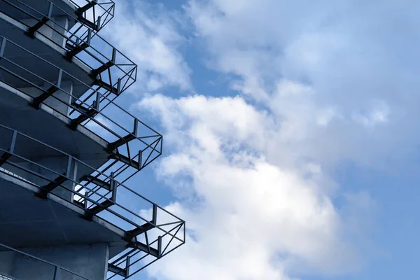 Fragment Concrete Metal Structures Background Blue Sky Clouds Construction Multi — Stock Photo, Image