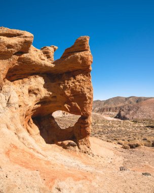 Rock Canyon kemer manzarası. Red Rock Kanyonu Eyalet Parkı, Kaliforniya