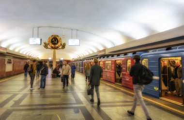 Minsk, Belarus - 24 Eylül 2019 Lenin Meydanı Metro İstasyonu İçişleri, Belarus 'un başkenti Minsk' teki Independence Meydanı 'ndaki istasyon