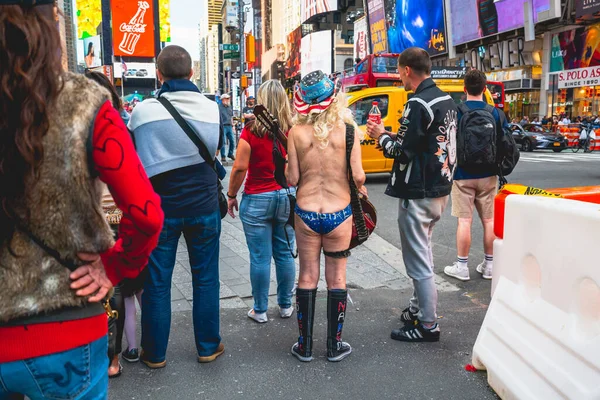 Nova Iorque Eua Maio 2019 Crowded Times Square Uma Rua — Fotografia de Stock