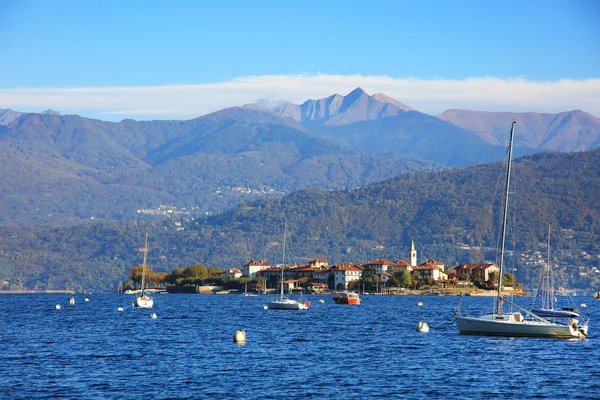 Malerischer Blick auf den Lago Maggiore — Stockfoto