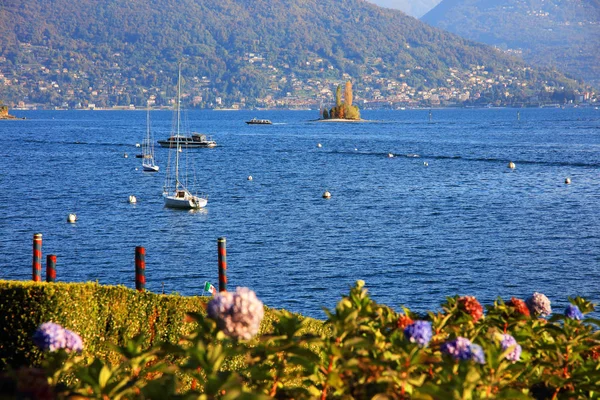 Stresa Resort Lake Maggiore Talya Avrupa Nın Yaz Manzara — Stok fotoğraf