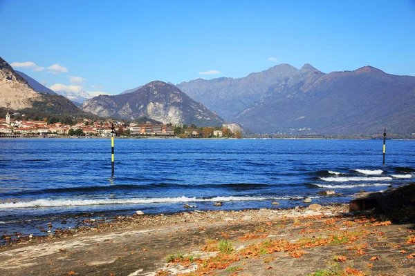 Isola dei Pescatori no Lago Maggiore — Fotografia de Stock