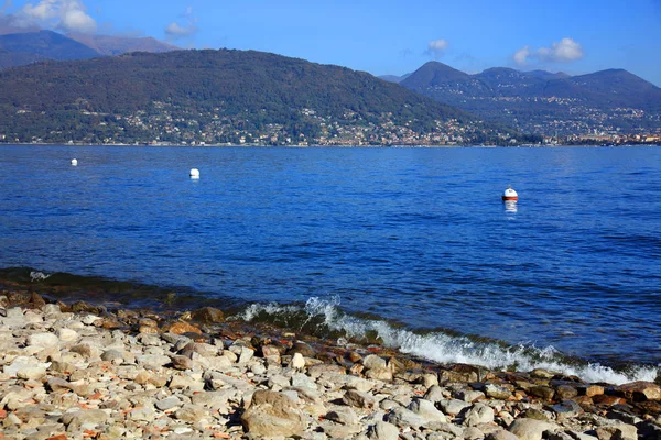 Isola dei Pescatori on the Lago Maggiore — 图库照片