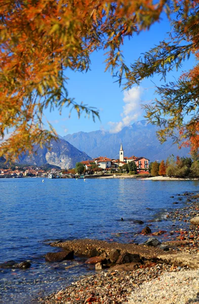 Isola dei Pescatori on the Lago Maggiore — Zdjęcie stockowe