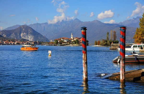 Vista panorámica de la Isola Bella, Lago Maggiore —  Fotos de Stock