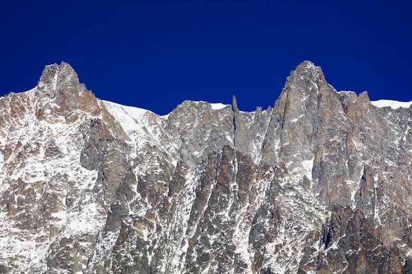 Mont Blanc 4810M Desde Courmayeur Alpes Europeos —  Fotos de Stock