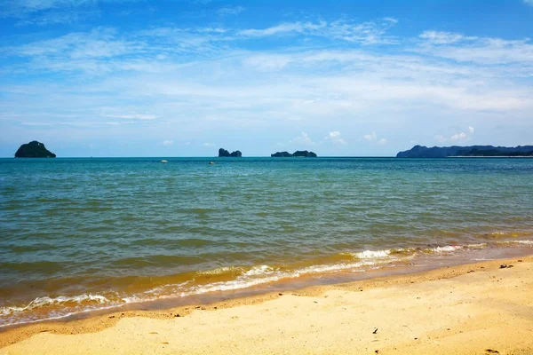 Playa Tanjung Rhu — Foto de Stock