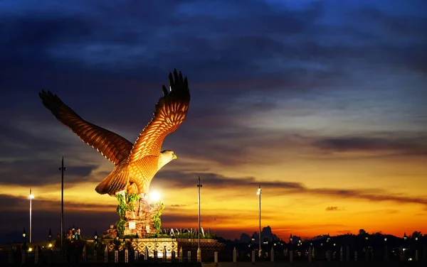 浮罗交怡岛的鹰 — 图库照片