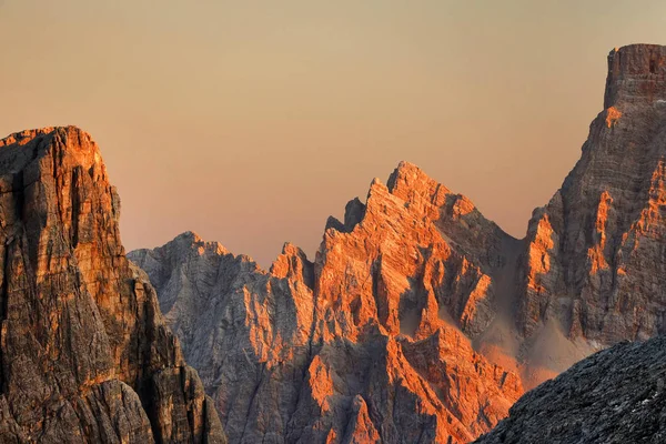 Coucher Soleil Chaud Sur Les Dolomites Italie Europe — Photo