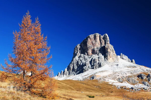 Pico Averau 2649 Los Dolomitas Italia Europa —  Fotos de Stock