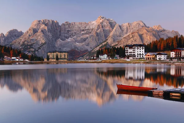 Lago Misurina Fine Autunno Dolomiti Alto Adige Italia — Foto Stock