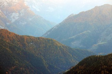 Dolomitler, İtalya ve Avrupa 'da günbatımı alp manzarası