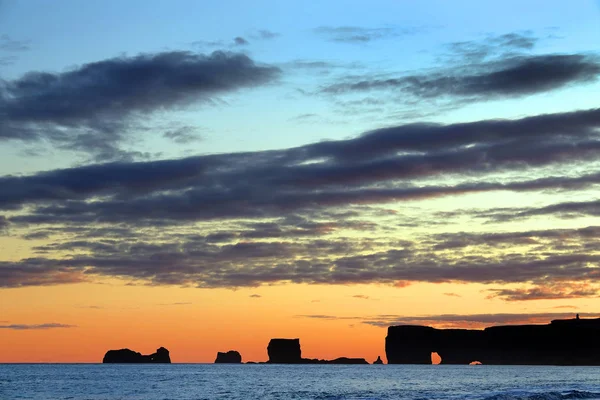 Reynisfjara Kara Sahili Nde Gün Batımı Zlanda Avrupa Nın Ünlü — Stok fotoğraf