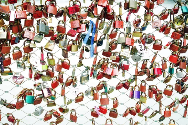 Close Love Lockers Famous Bridge Makartsteg Salzburg Austria Europe — стоковое фото