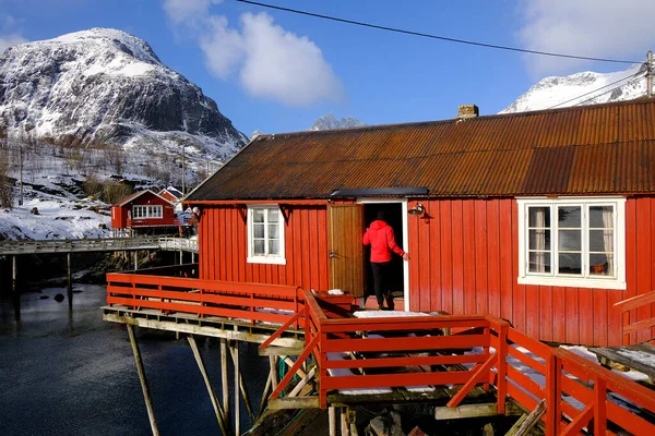 ロフテン諸島 ノルウェー ヨーロッパの伝統的な漁師小屋 — ストック写真