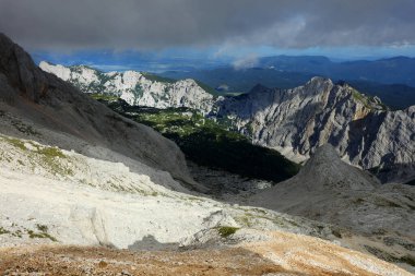 Triglav Ulusal Parkı, Julian Alps, Slovenya, Avrupa 'da yaz alp manzarası