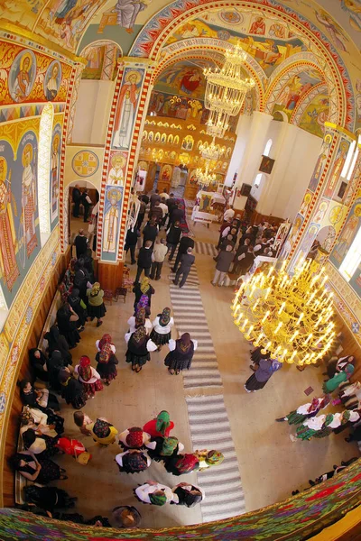 Lokalbefolkningen Klädd Traditionella Kläder Firar Påsk Semester Breb Village Maramures — Stockfoto