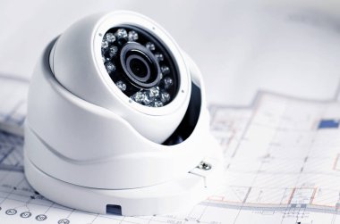 Video güvenlik ekipmanları ve plan bir tablo. Güvenlik için iyi mühendislik şirket sitesi veya reklam Servisi