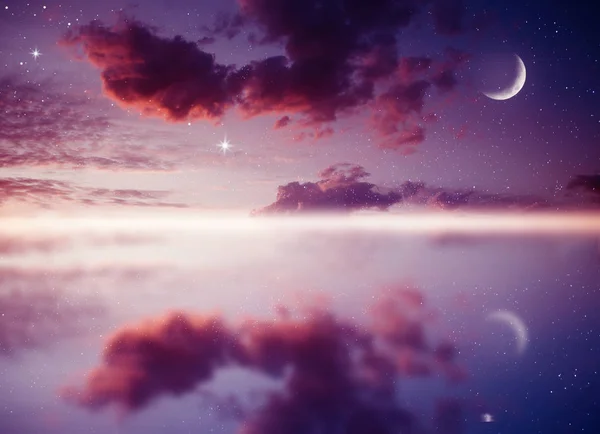 Ramadan dusk picture. Beautiful religious background with crescent, stars and glowing clouds. — Stock Photo, Image