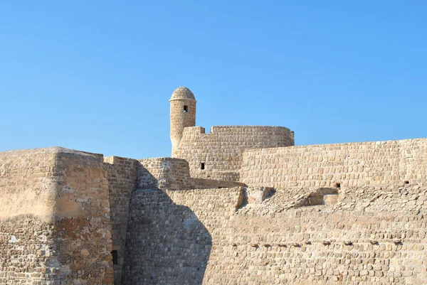 Bahrain National Castle Sunny Day Qal Bahrain Fort — Stock Photo, Image