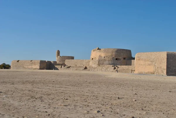 Bahrajn Narodowy Zamek Słoneczny Dzień Qal Bahrajn Fort — Zdjęcie stockowe