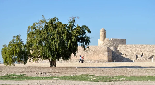 巴林国家城堡在晴天 Qal Bahrain要塞 — 图库照片