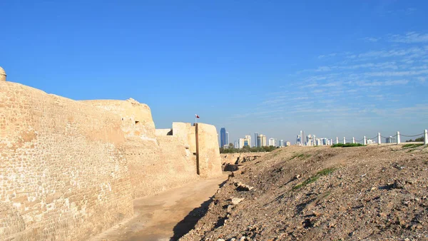 Bahrajn Národní Hrad Slunný Den Qal Bahrajn Pevnost — Stock fotografie