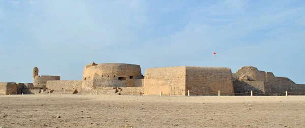 Bahrajn Narodowy Zamek Słoneczny Dzień Qal Bahrajn Fort — Zdjęcie stockowe