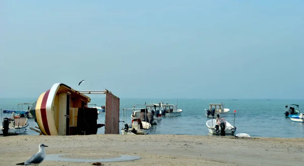 Pescadores Barcos Locais Dia Ensolarado — Fotografia de Stock