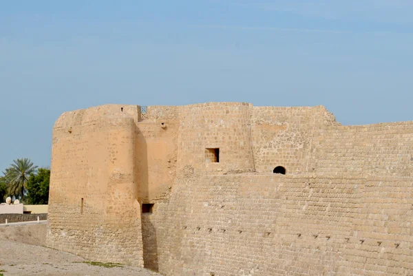 Bahrajn Narodowy Zamek Słoneczny Dzień Qal Bahrajn Fort — Zdjęcie stockowe