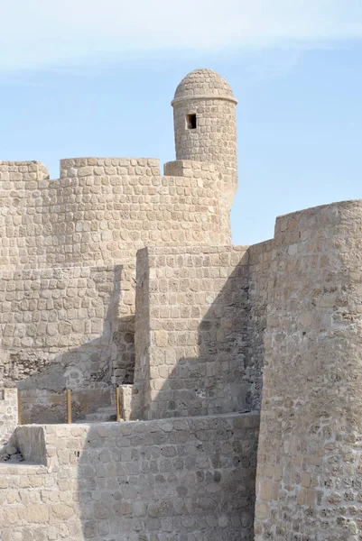 Εθνικό Κάστρο Μπαχρέιν Την Ηλιόλουστη Μέρα Qal Bahrain Φρούριο — Φωτογραφία Αρχείου