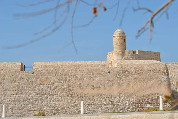 Εθνικό Κάστρο Μπαχρέιν Την Ηλιόλουστη Μέρα Qal Bahrain Φρούριο — Φωτογραφία Αρχείου