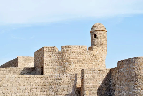 Castello Nazionale Del Bahrein Nella Giornata Sole Forte Qal Bahrein Immagini Stock Royalty Free