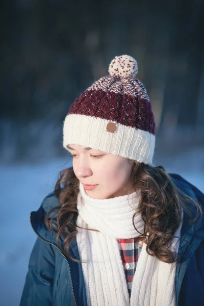 Beautiful Young Girl Warm Cap Wool Alpaca Winter Forest — Stock Photo, Image