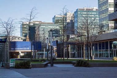 Karmaşık bir Amsterdam Zuidas geliştirme ofis binaları