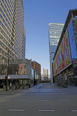 Karmaşık bir Amsterdam Zuidas geliştirme ofis binaları