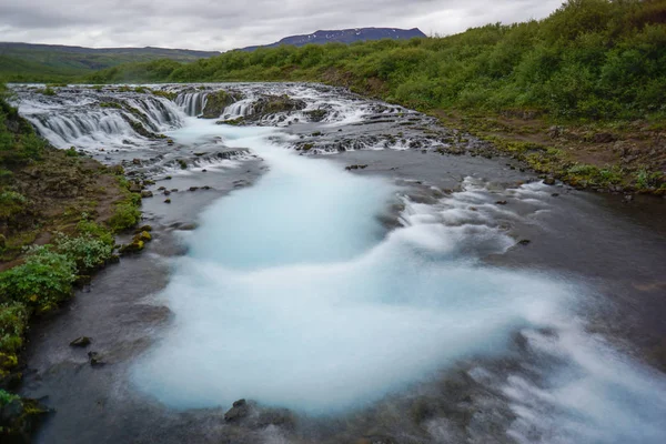 Vackra Bruarfoss vattenfall, Island — Stockfoto