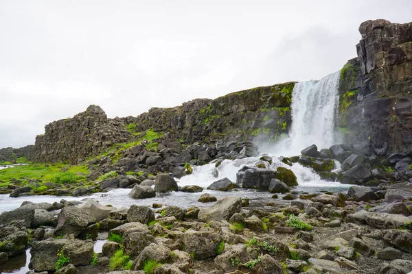 Cascata Oxarfoss nel parco nazionale di Thingvellir — Foto Stock